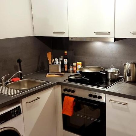 Business Apartment Mit Kuche Fur 1-3 +Netflx+5G Wlan Nahe Der Mhh Im Industrial Design Хановер Екстериор снимка